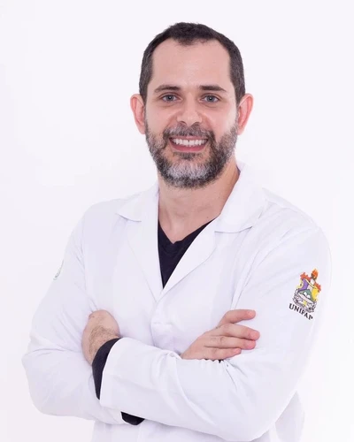 Dr. Max Alcolumbre
